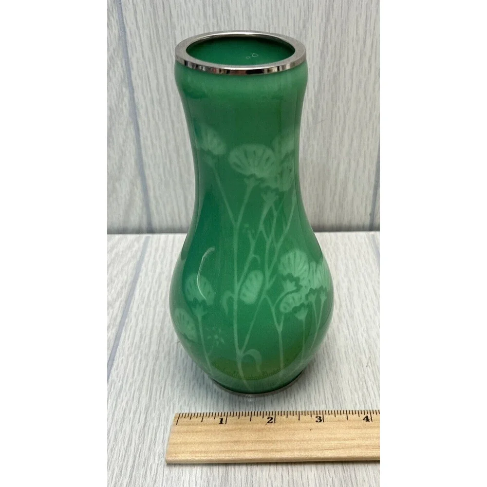Japanese Wireless Cloisonne Vase Green - Taisho / Showa Period - 7 1/4